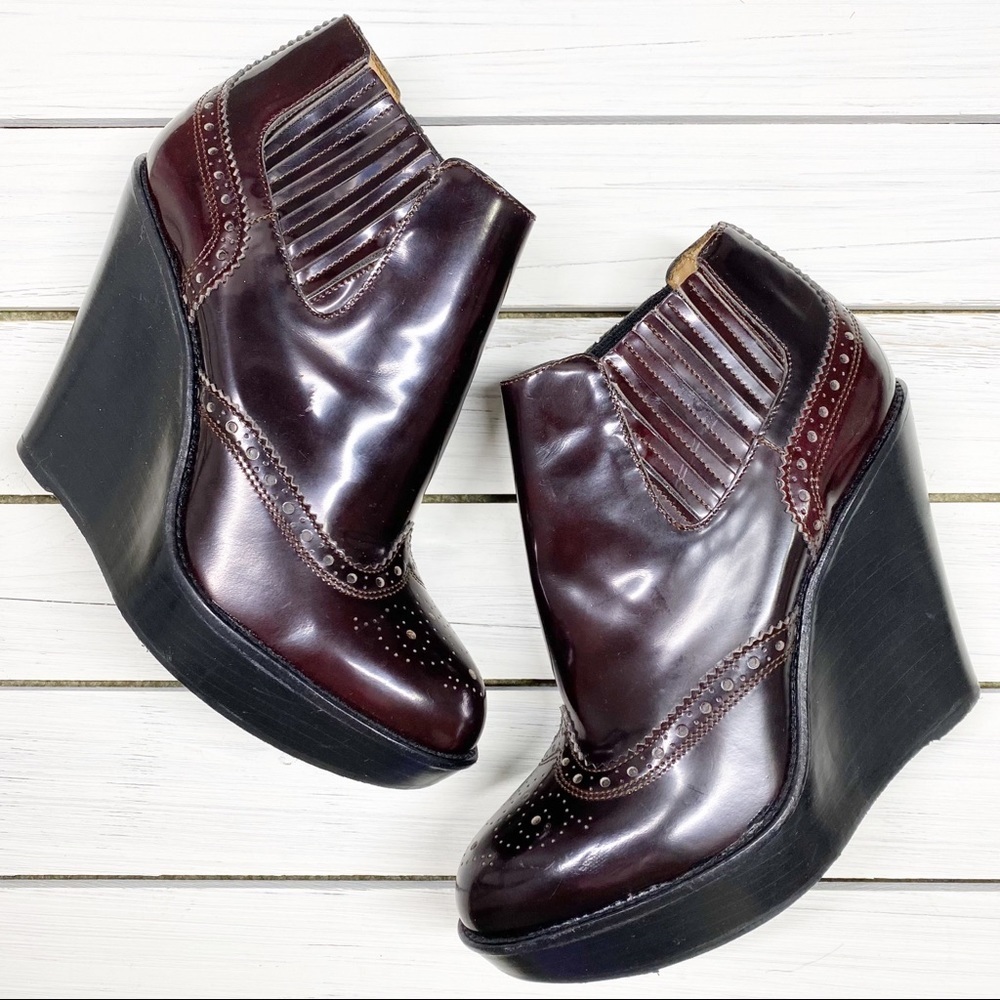 BURBERRY Brogue Chelsea Detailed Wedge Polished Leather Ankle Boots 38 - Picture 4 of 16
